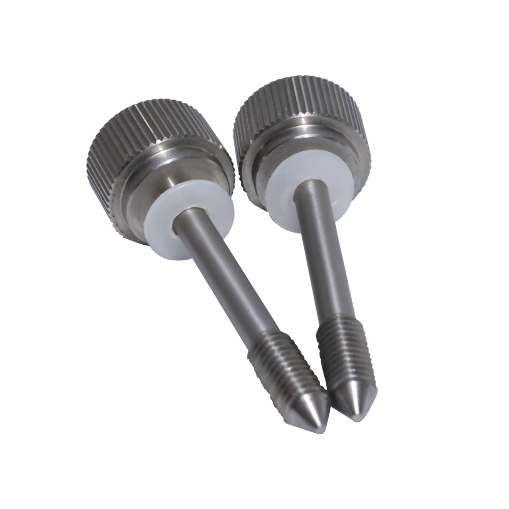 Step fastening adjustment hand twist screws. Mechanical equipment can be hand tightened fastening parts/screw connection metal accessories/stainless steel fastening screws/hand twisting knurled method/hand twisting knurled anti-loosening screws.