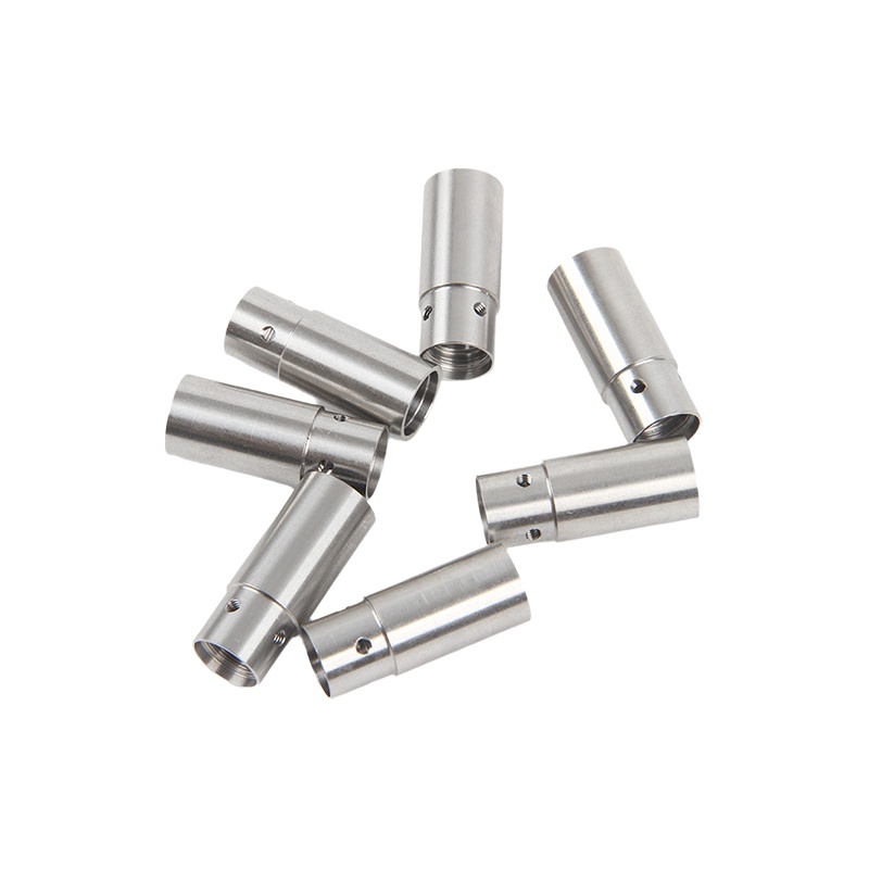 Stainless steel pipe connectors